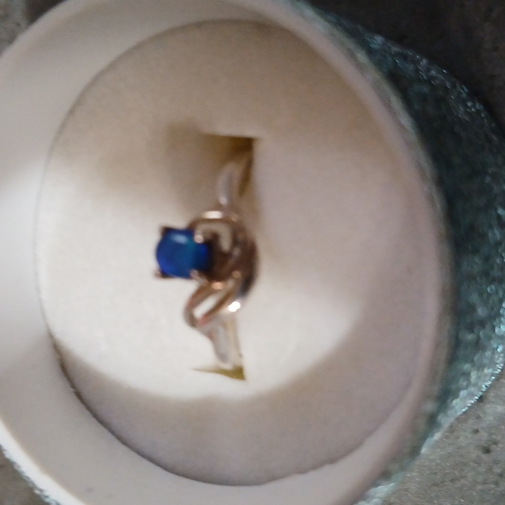RESERVED - Silver 7 1/4 Opal Ring - Picture 6 of 6